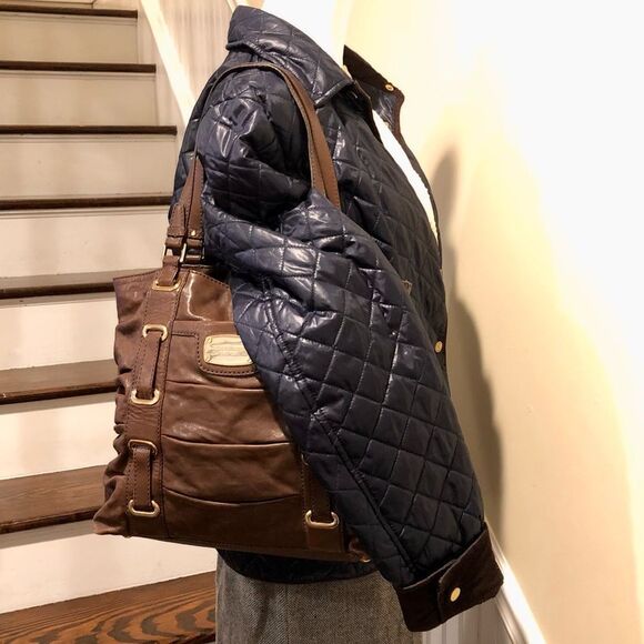 MICHAEL KORS Brown Leather Shoulder Bag Tote W Woven Leather & Gold Accents - Picture 11 of 11